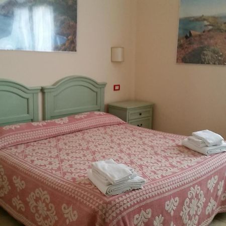 Agriturismo Archelao Oristano Eksteriør billede